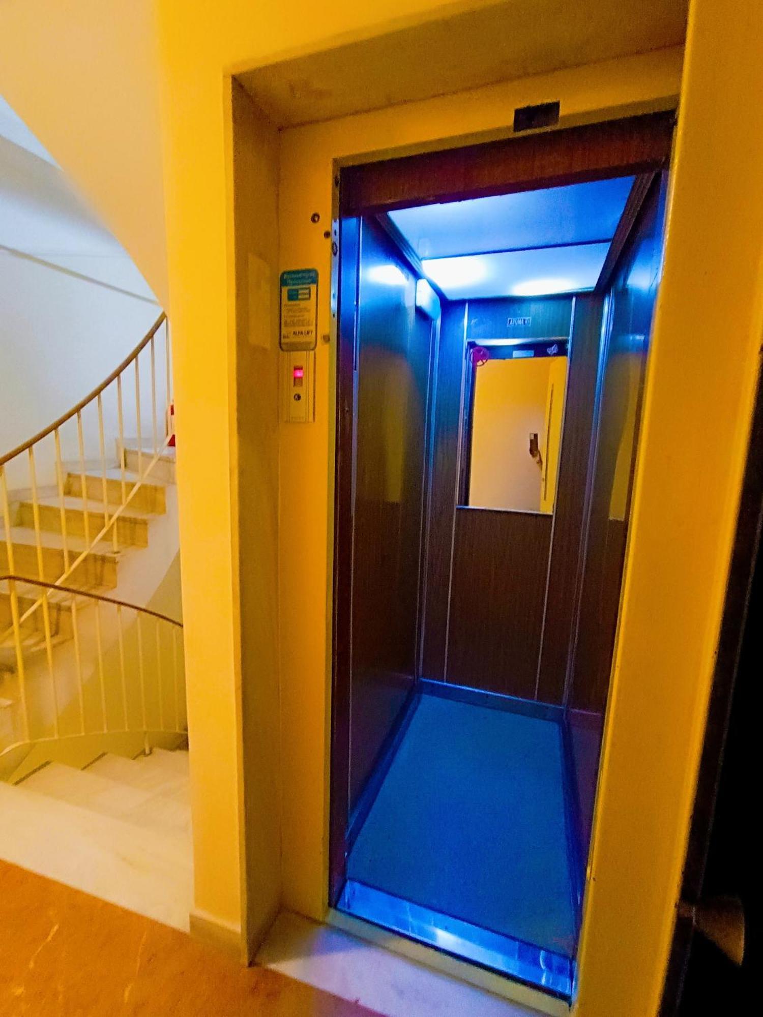 Cozy Apartment In Athena Bagian luar foto