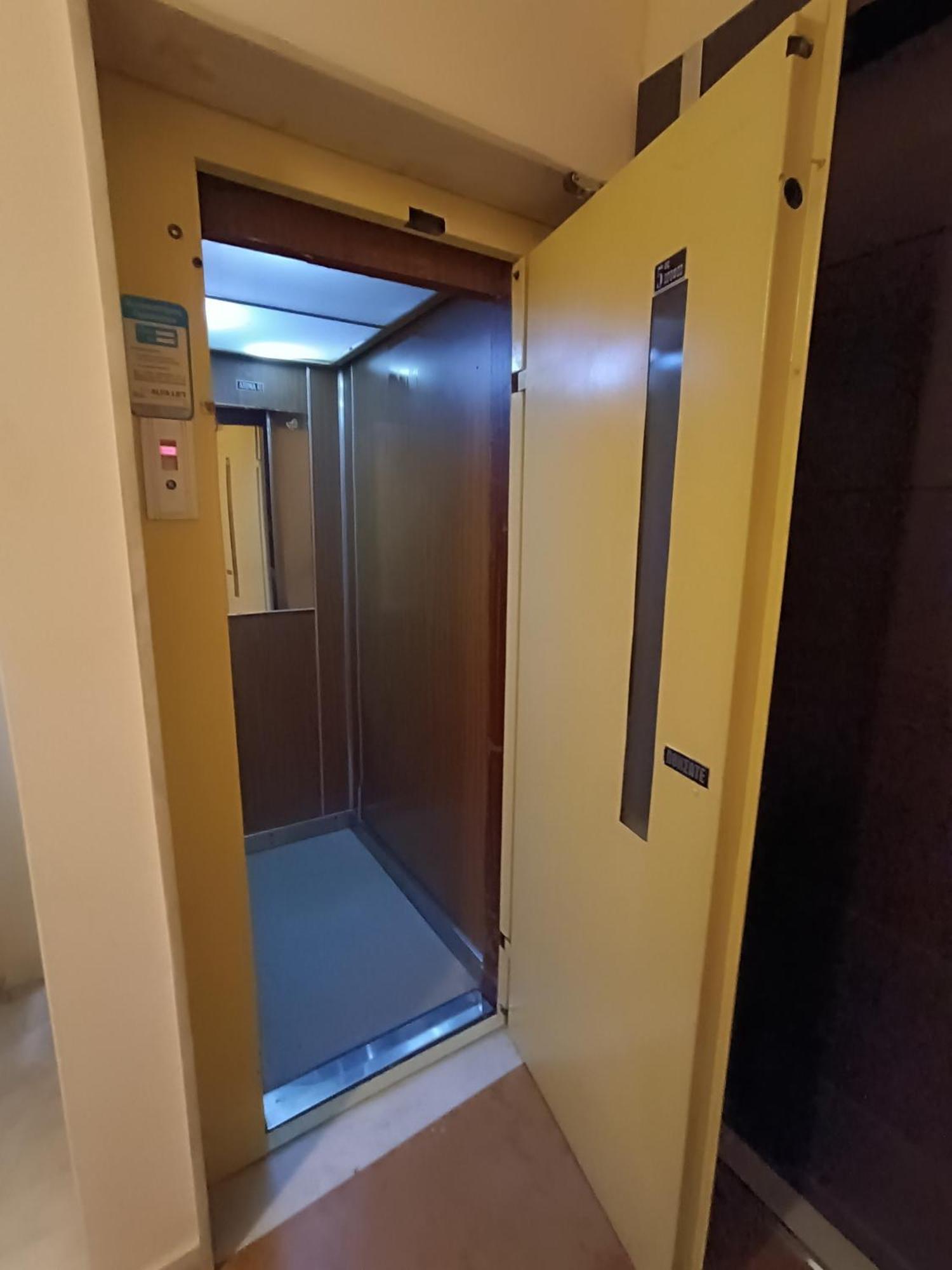 Cozy Apartment In Athena Bagian luar foto